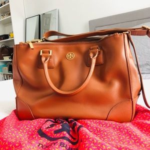 Tory Burch Robinson Large Doble Zip Tote